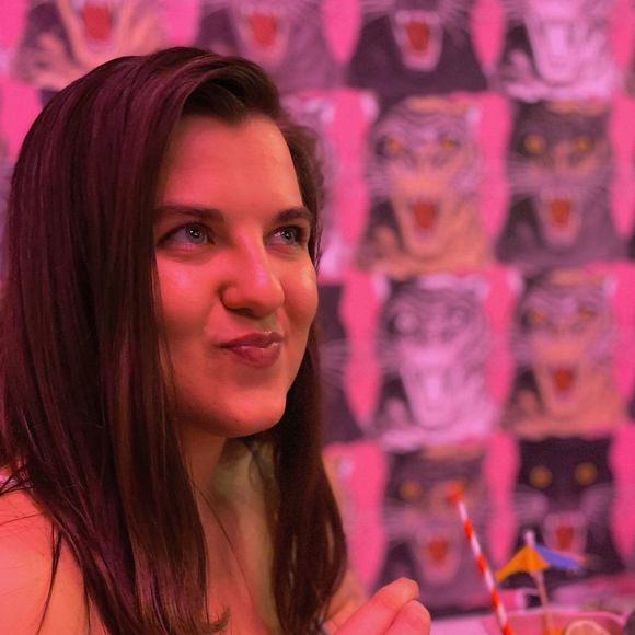 Meet your Posher, Tess - Picture 1 of 1